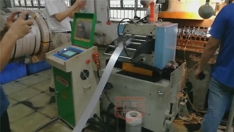 NC數控偏擺送料機沖壓視頻