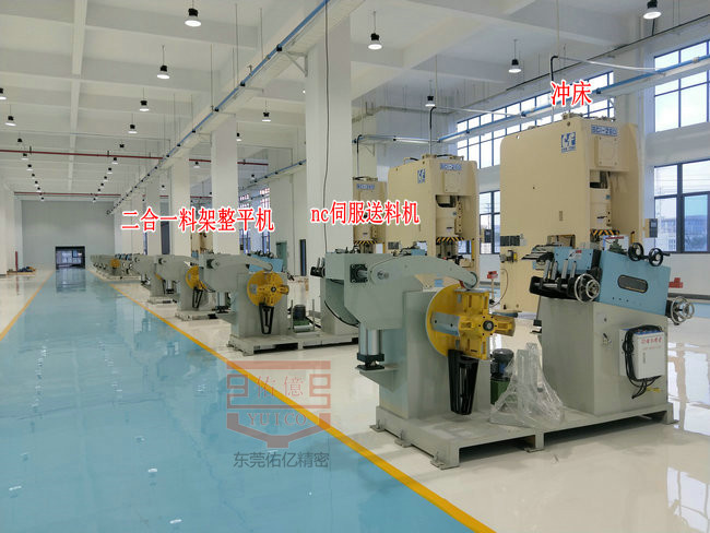 新能源鋰電池外殼蓋板沖壓生產線必備機器—NC伺服送料機