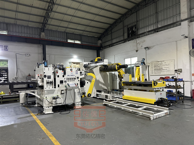 沖床三合一送料機整平量調整方式：手輪調節與伺服電動整平調節的區別