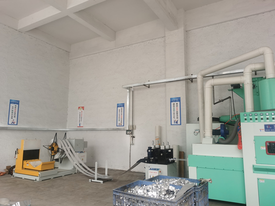 噴砂機與自動開卷整平送料設備配套系統：鋁材高效協同處理全流程解析